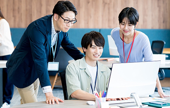 カジュアルなビジネスシーン